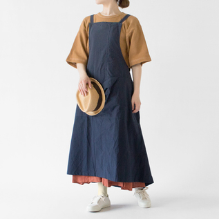 ビブ エプロンドレス/Yarmo(ヤーモ)|愛着を持ってずっと使いたい ビブ エプロンドレス/Yarmo(ヤーモ)|愛着を持ってずっと使いたい
