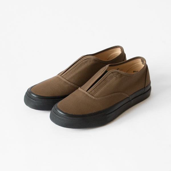 23-24cmGRID DECK SLIPON VENTILE OLIVE×BLACK