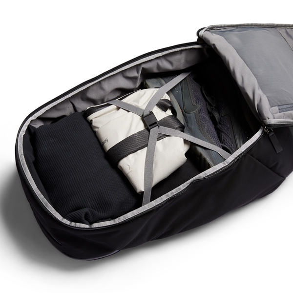 Bellroy LITE SLING ベルロイ ボディバッグ ブラック LITE SLING ボディバッグ／bellroy（ベルロイ）｜愛着を持って