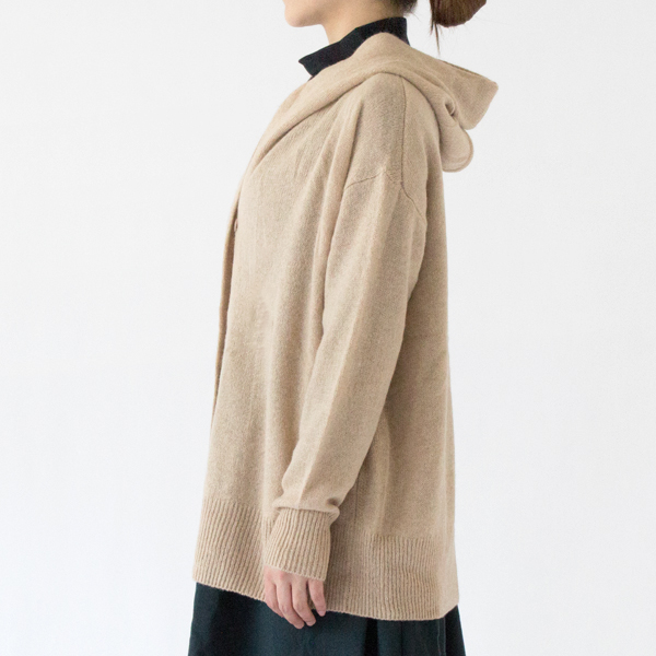 身長：162cm(BEIGE)