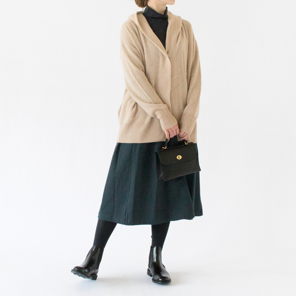 身長：162cm(BEIGE)