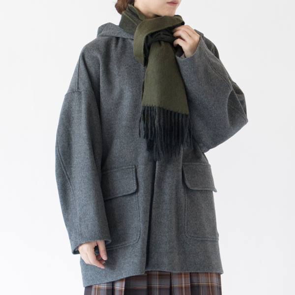 【予約】マフラー Arran Semi Reversible(Stone×White)