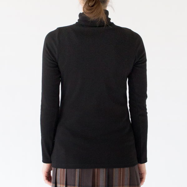 身長：162cm(ブラック)