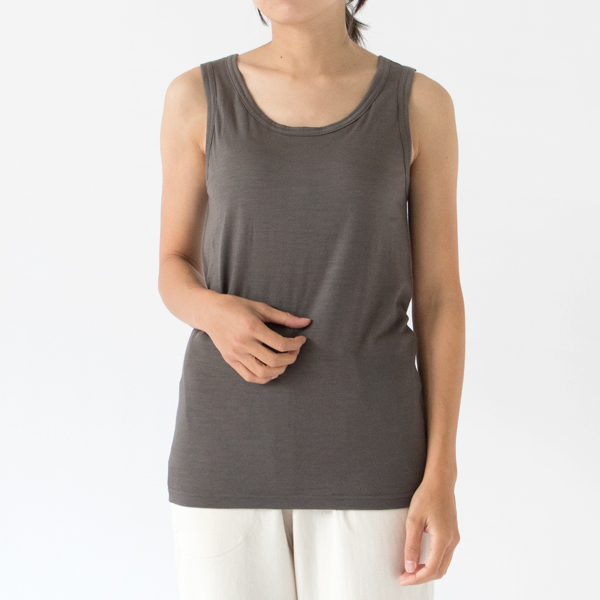 KHAKI、身長163cm