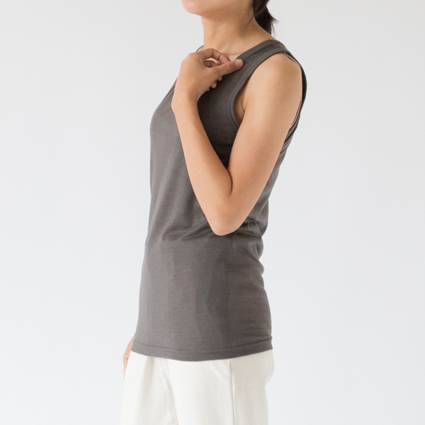 KHAKI、身長163cm