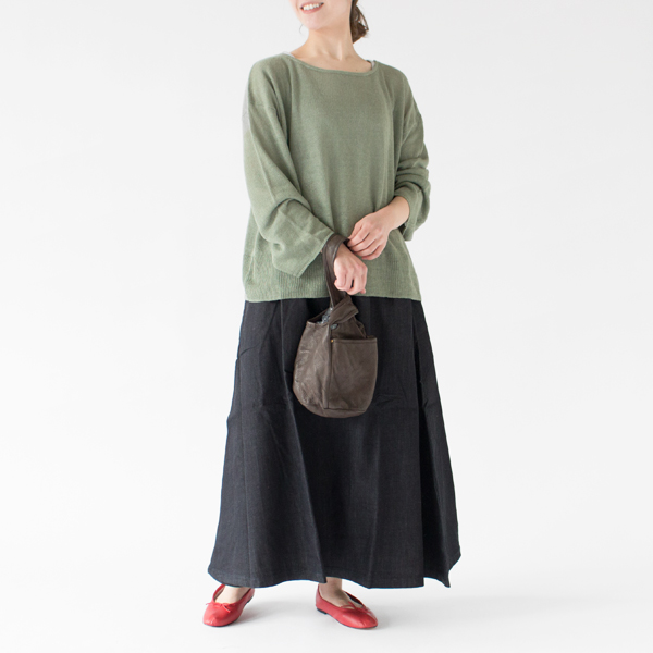 身長：162cm(KHAKI)