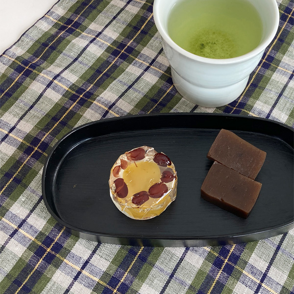 茶道具☆漆専堂 　 溜漆　 鉋目板　 共箱 　長期保管品 茶道具☆漆専堂 溜漆 鉋目板 共箱 長期保管品