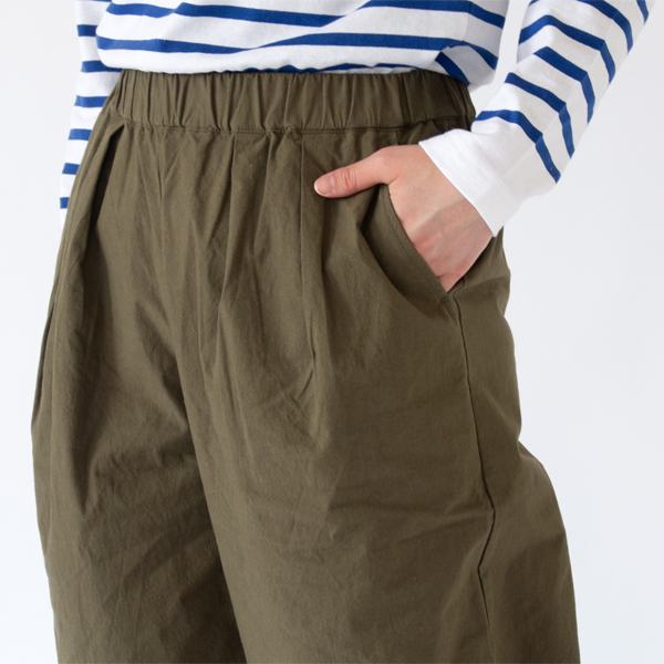 COTTON TACK PANTS/ZUTTO / Shop ZUTTO for the long lasting treasures.Explore Japanese products, gifts, womenswear, menswear, and home accessories online. COTTON TACK PANTS/ZUTTO / Shop ZUTTO for the long lasting treasures.Explore Japanese products, gifts, womenswear, menswear, and home accessories online.