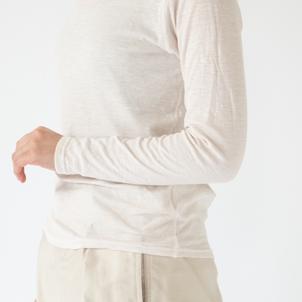 身長162cm・白磁