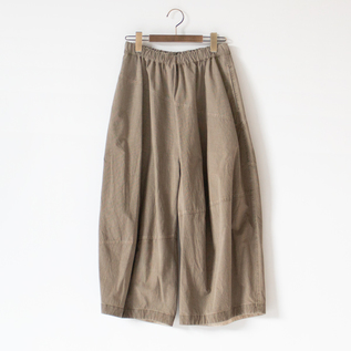 今期購入　FACTORY　ファクトリー　綿麻 ギャザーパンツ　未使用　size１ 今期購入 FACTORY ファクトリー 綿麻 ギャザーパンツ 未使用 size1