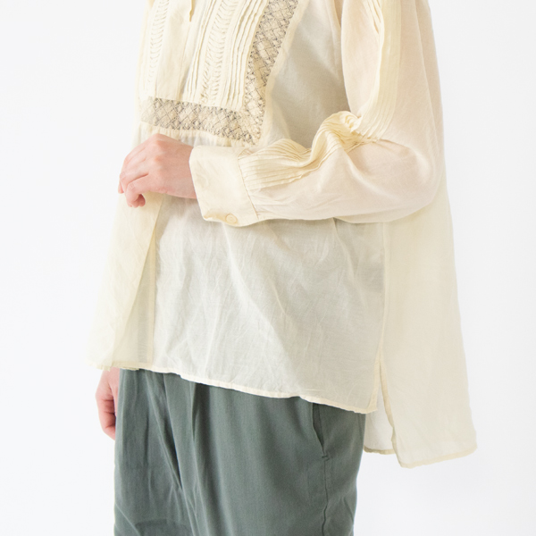 ピンタックレースチュニックブラウス／L'art de vivre（アール