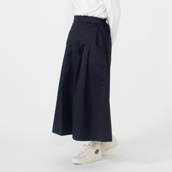 身長160cm・NAVY