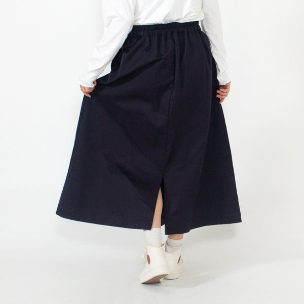 身長160cm・NAVY