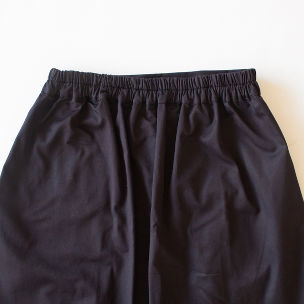 ウエストベルトは後のみゴム入り(NAVY)