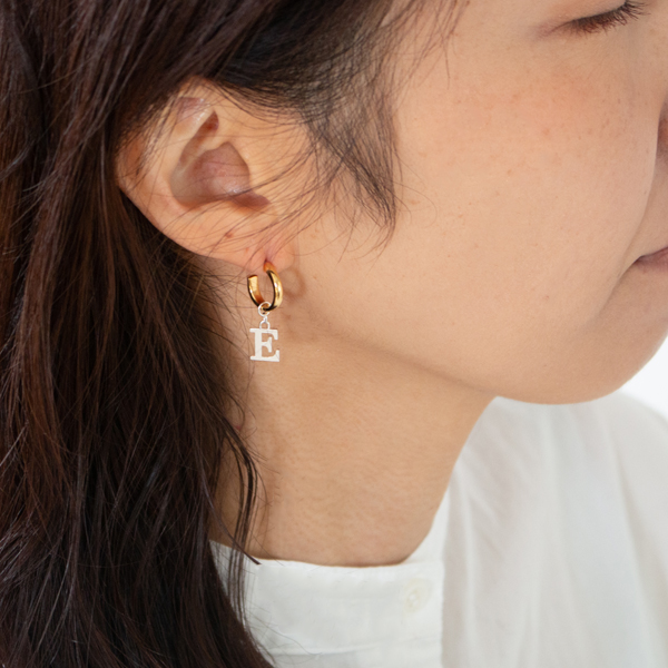 キャッチレスピアス EMBRACE SAGE(GOLD)、E/SILVER