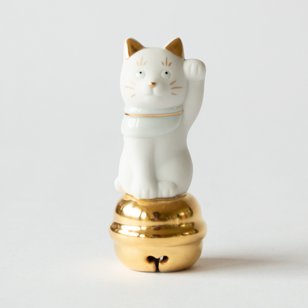 鈴乗り 金白 左手二寸ちょうえもん招猫 鈴乗り 金白 左手二寸ちょうえもん招猫