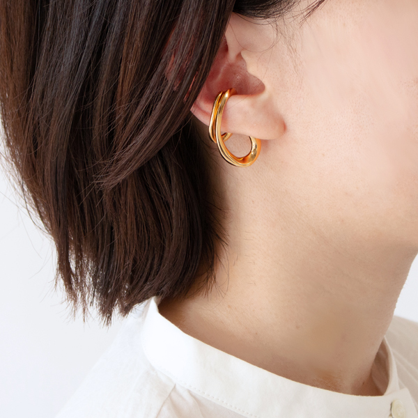 SmallとLargeの重ね付け(18KGold Plated)