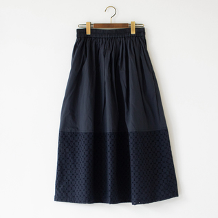 綿ローン 切替刺繍スカート