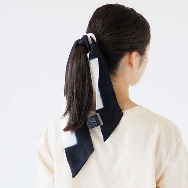 簡単ヘアアレンジに(Itajime Shibori Black)