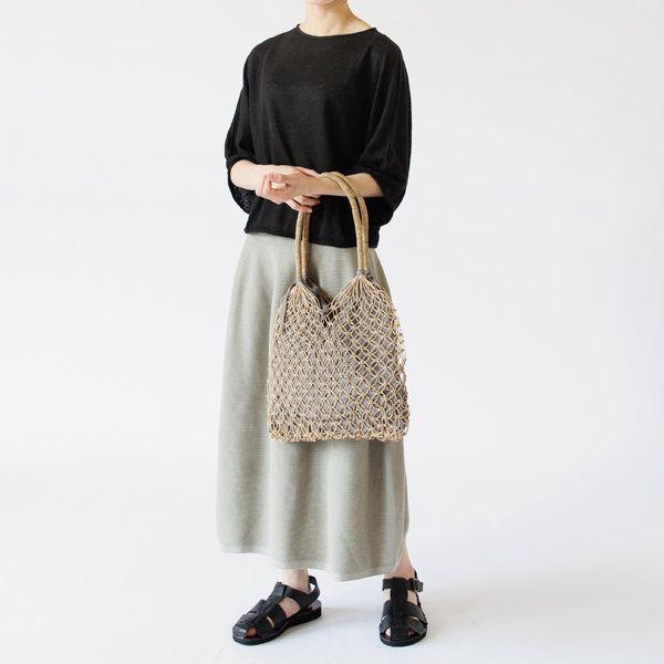 グレー(松煙)、身長160cm
