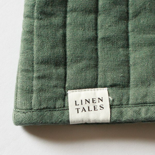 インテリアに馴染むグリーン(Forest Green)