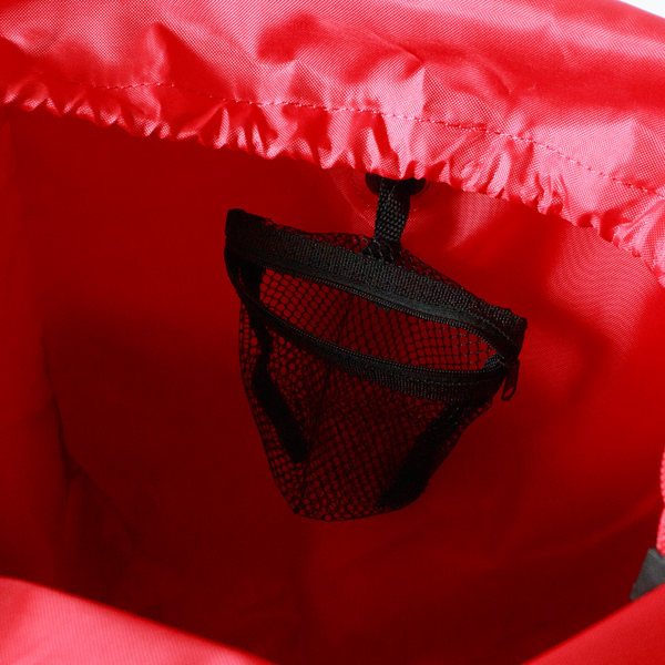 小さなポケットがついています(RED)