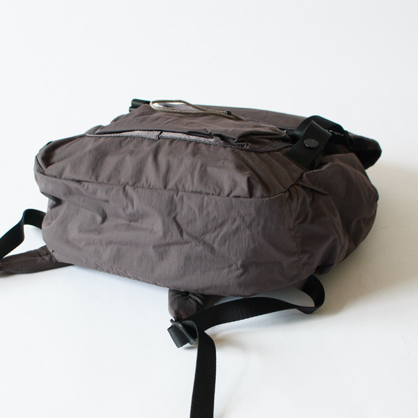 Cinch Backpack バックパック(Charcoal)