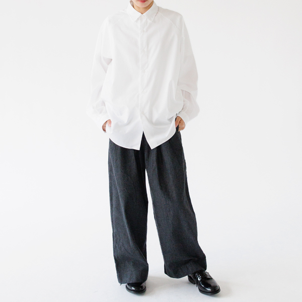 WHITE-UNISEX-M（身長160cm）