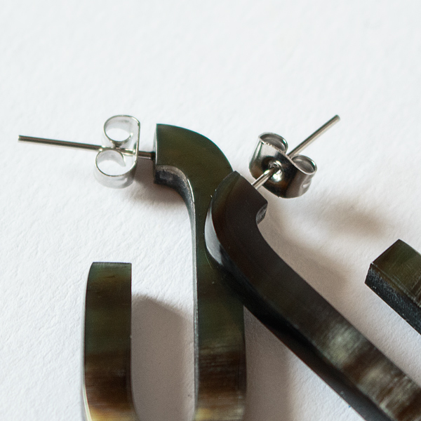 Horn Earrings(Oblong Horn)