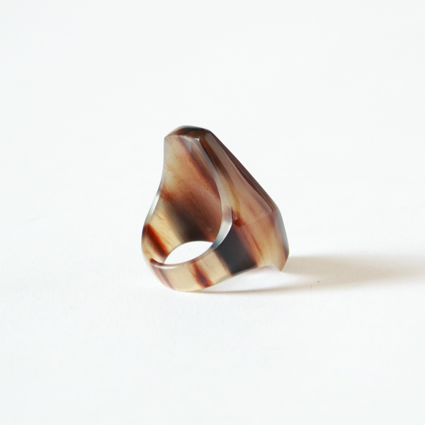 Abstract Horn Ring(brown natural)