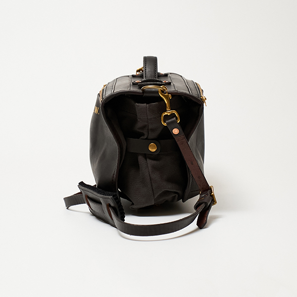 ショルダーバッグ LEATHER WANDER PANNIER BAG SMALL(BLACK)