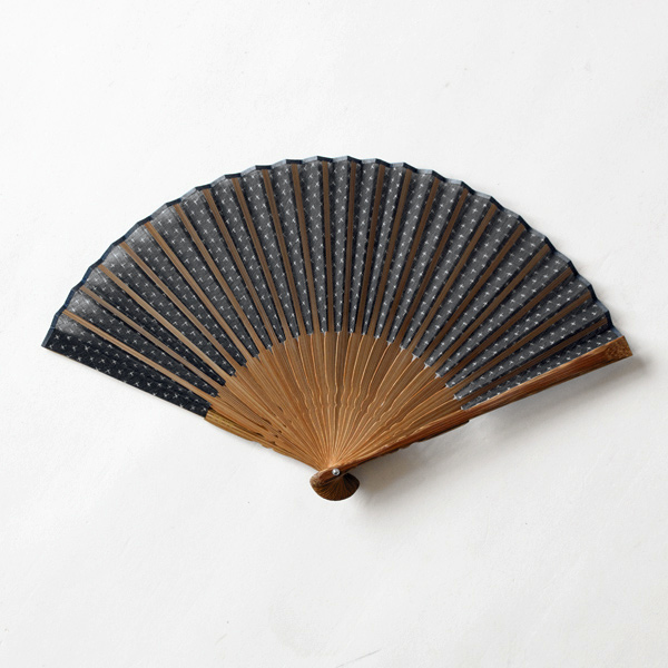 扇子(蚊絣 黒)