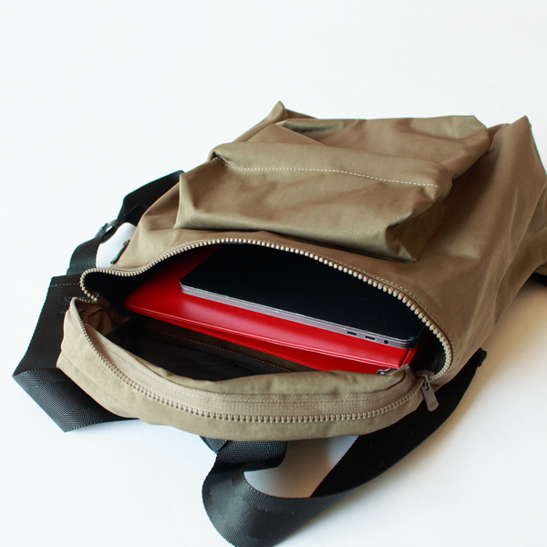 使用イメージ(KHAKI)