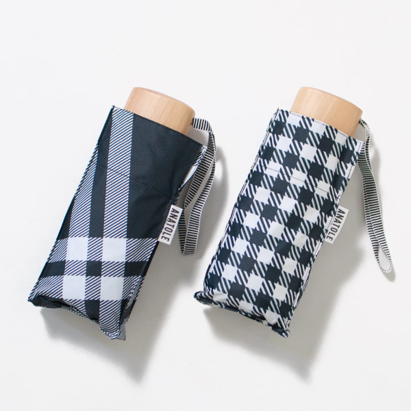 左：Black Gingham、右：Black/Ivory
