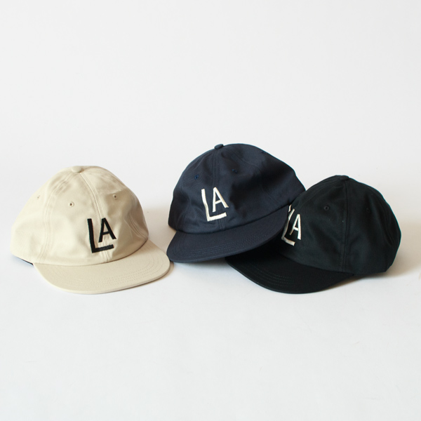 左から、STONE、NAVY、BLACK