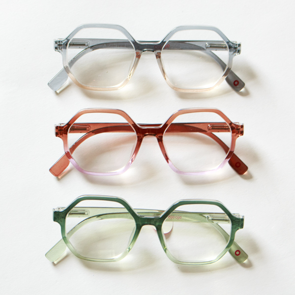 リーディンググラス C（上から：grey sand、brown purple、dark green green）