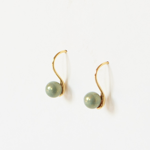 【別注】Nuance Gold フックピアス（そら）