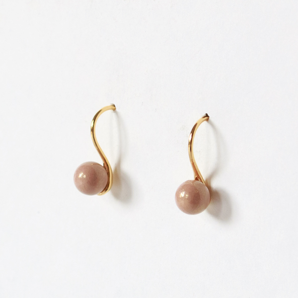 【別注】Nuance Gold フックピアス（さくら）
