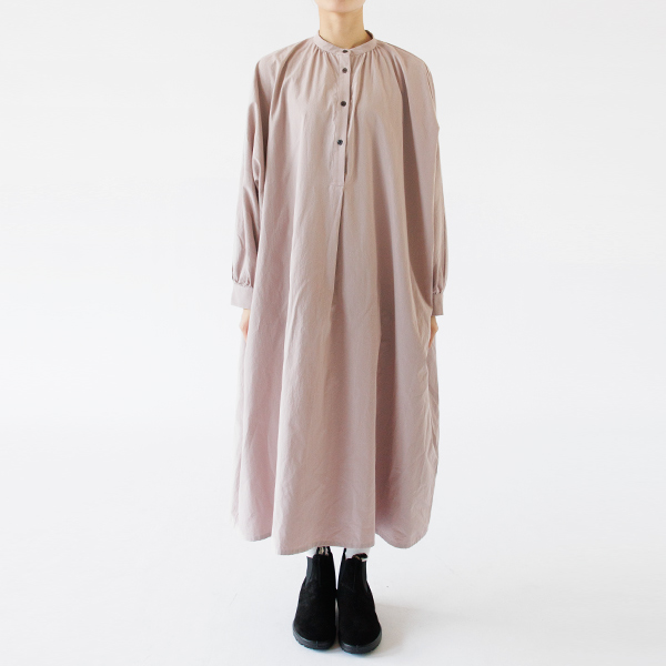 身長160cm・GREY
