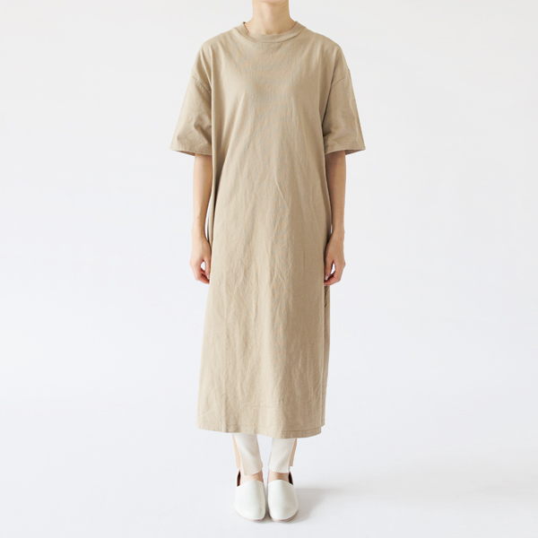 身長162cm（BEIGE）