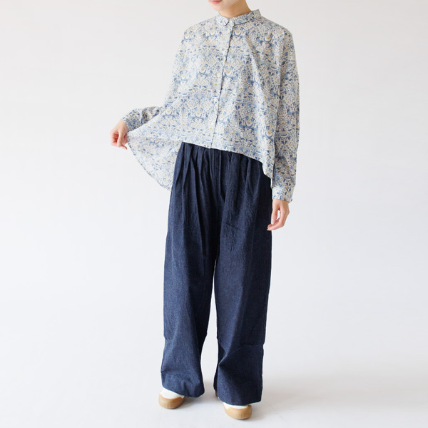 身長160cm・BLU